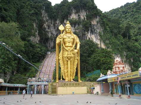One of the most popular tourist attraction and an important hindu landmark, batu caves are believed to be 400 million years old. Batu Caves near Kuala Lumpur, Malaysia