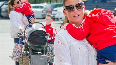 Coleen Rooney Reassures Fans Shes Fine As Old Trafford Evacuated