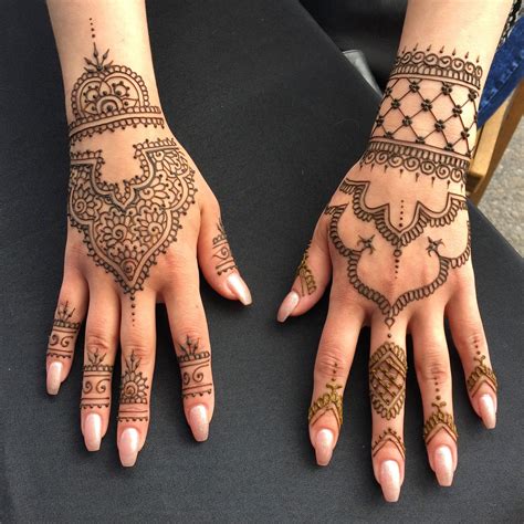 both hands henna by hand henna hand tattoos henna hand tattoo