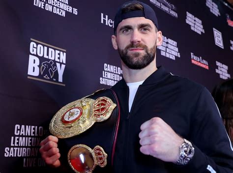 Rocky Fielding Says He Will Not Freeze In The Ring As He Prepares To Face Canelo Alvarez In New