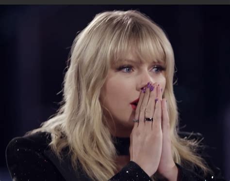Taylor Swift Makes Mega Mentor Appearance On The Voice