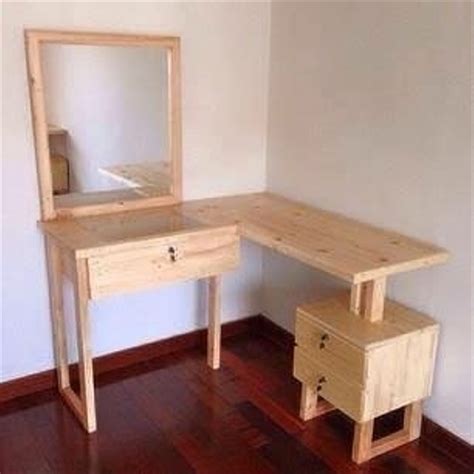 Membuat meja komputer minimalis dari kayu jati belanda. Kumpulan Meja Kursi Dari Kayu Bekas Palet | Homkonsep