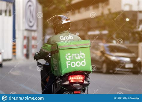 Food delivery in park city. Grab Food Is Food Delivery Service In Bangkok City ...
