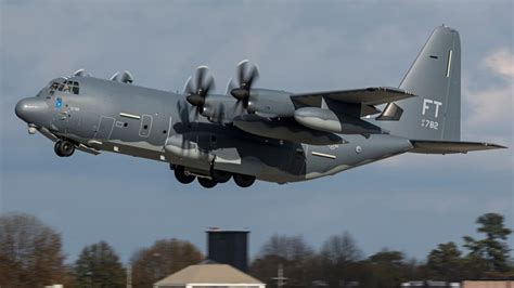 La Flota Mundial De Aviones C 130j Super Hercules Cumple 2 Millones De