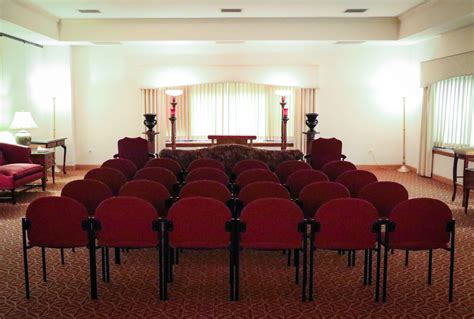 Mount Prospect, IL Funeral Home & Cremation | Friedrichs Funeral Home