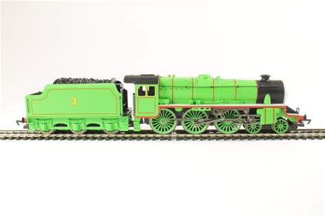 Thomas henry the green engine. hattons.co.uk - Hornby R9292 Thomas and Friends - 4-6-0 No ...