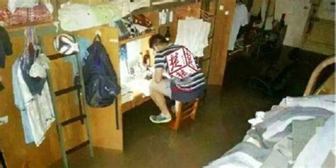 Maybe you would like to learn more about one of these? Ini cara belajar ekstrem mahasiswa China meski dilanda ...