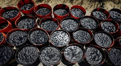 Liputan6.com, jakarta harga minyak mentah dunia mendekati posisi tertinggi dalam 13 bulan. Tiga Skenario Harga Minyak Mentah Global di 2016 : Okezone ...