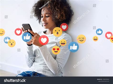 18,327 전화기 이모티콘 이미지, 스톡 사진 및 벡터 | Shutterstock