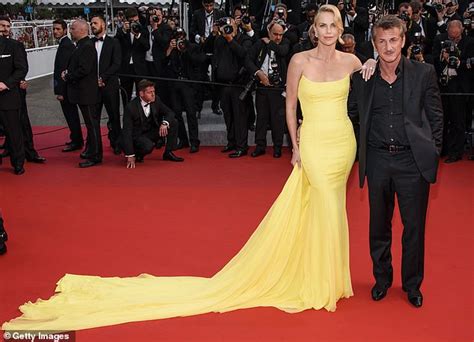 Charlize Theron Denies She Was Ever Engaged To Sean Penn As She Sets
