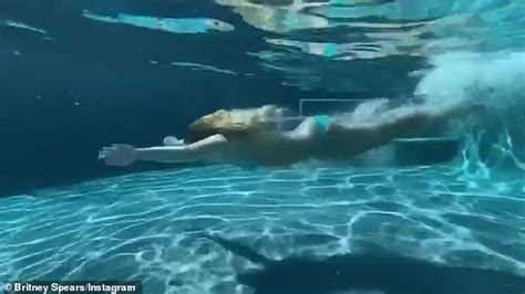 Britney Spears Showcases Bikini Body In An Underwater Pool Video Best World News