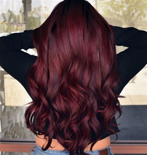 Cheveux Rouge Rubis Rouge Foncé Shades Of Red Hair Wine Red Hair Hair Color