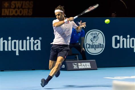 What is it that federer does that other players dont do? Federer Battles Through Basel Opener - peRFect Tennis