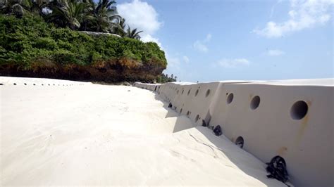 Indian Ocean Sandsaver Beach Erosion Solution Installation Beach