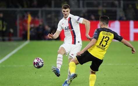 Thomas meunier i psg i defensive skills, assists & goals i 2017/18. Dortmund-PSG : le Borussia se moque de Meunier et encense ...