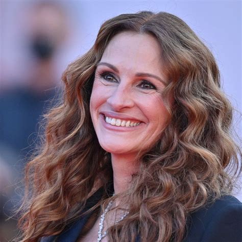 Julia Roberts Latest News Pictures And Videos Hello