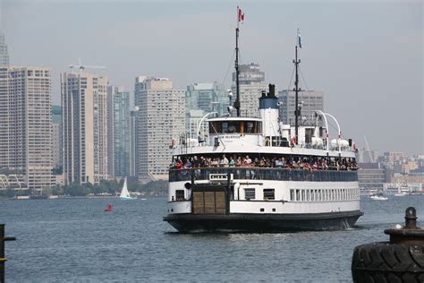 Перевод слова ferry, американское и британское произношение, транскрипция, словосочетания, однокоренные слова, примеры использования. Centre Island Toronto | buy-ferry-tickets