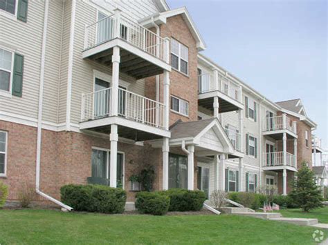 Открыть страницу «marriott construction» на facebook. Wildflower Place Apartments - Waukesha, WI | Apartments.com