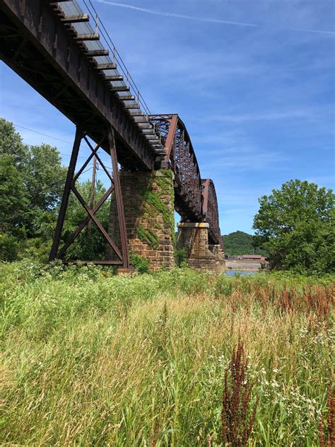 Silver Bridge Disaster Memorial – Gallipolis, Ohio - Atlas Obscura