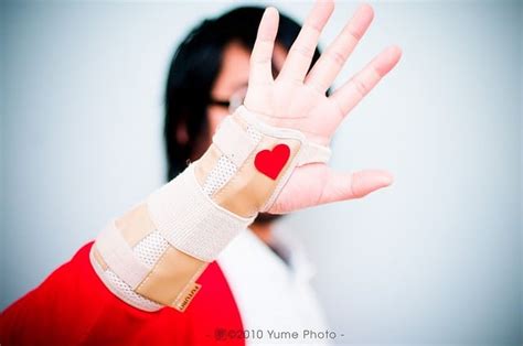 There's no one, surefire way to prevent carpal tunnel syndrome. 3 Ways to Prevent Carpal Tunnel Syndrome