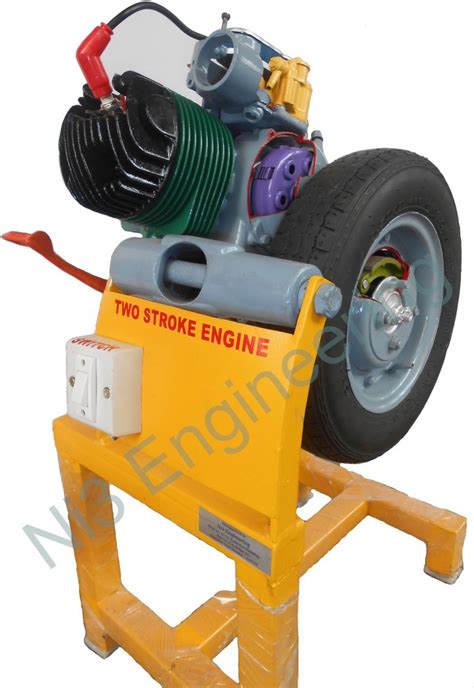 Cut Sectional Model Two Stroke Engine Actual In Kalamboli Raigad Ni3