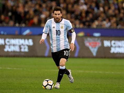 Argentine Soccer Hero Explains Why Leo Messi Is Underappreciated In His