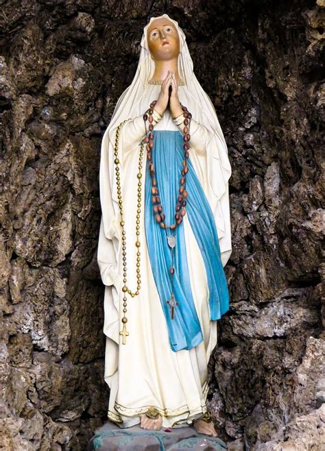 madonna maria mother of god figure christianity faith holy maria virgin mary holy spirit