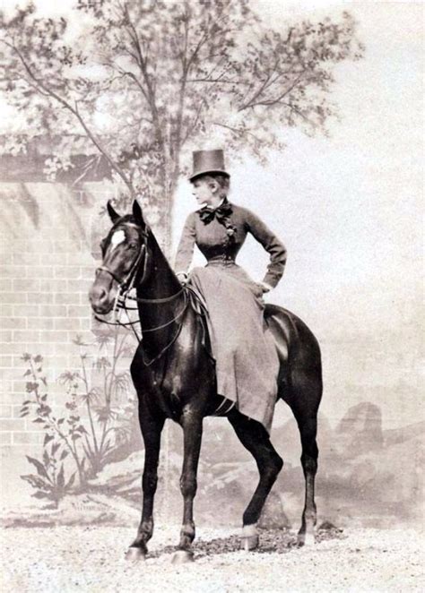 22 Amazing Vintage Photographs Of Women Riding Side Saddle From The