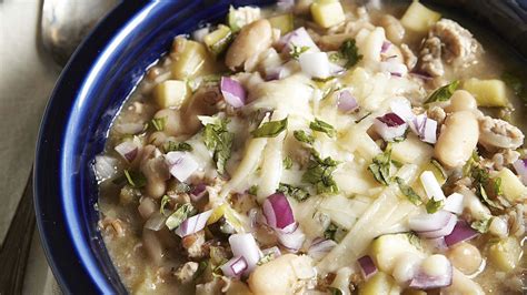 To keep the saturated fat low, we use one pound of ground turkey and. White Turkey Chili | Ground turkey recipes, Turkey recipes, Healthy turkey recipes