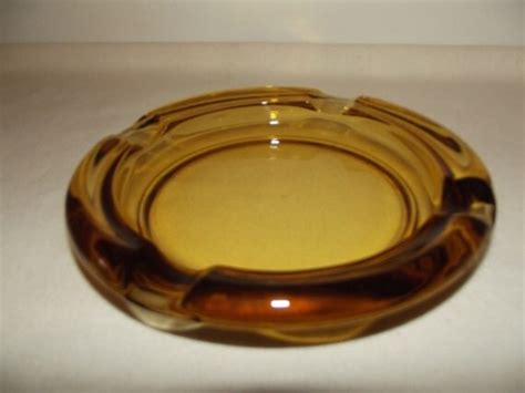 Vintage Round Amber Glass Ashtray By Thatonething On Etsy