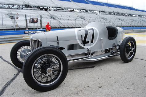 Indy Meets Indy – Relics and Racers Meet in Milwaukee – RacingJunk News