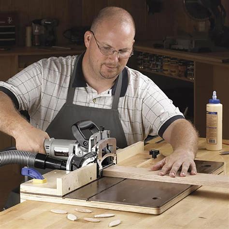 Accurate Alignment Biscuit Joiner Jig Woodworking Plan From Wood Magazine
