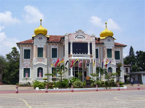 Monumen bersejarah di asia tenggara. TOURISM MELAKA: Memorial Pengisytiharan Kemerdekaan