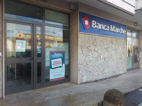 Così cacciarono i dirigenti onesti. Rapina alla Banca delle Marche di Marotta, agguato ai ...