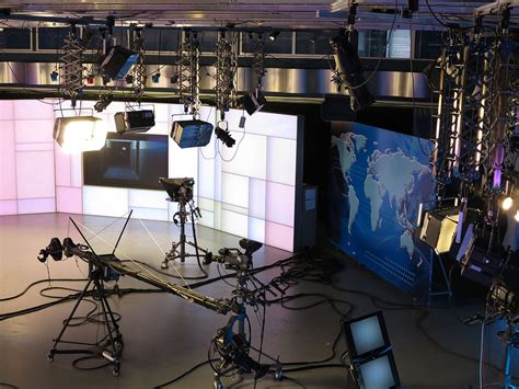 Television Studio Equipment Spotlight Truss And Professional Ca