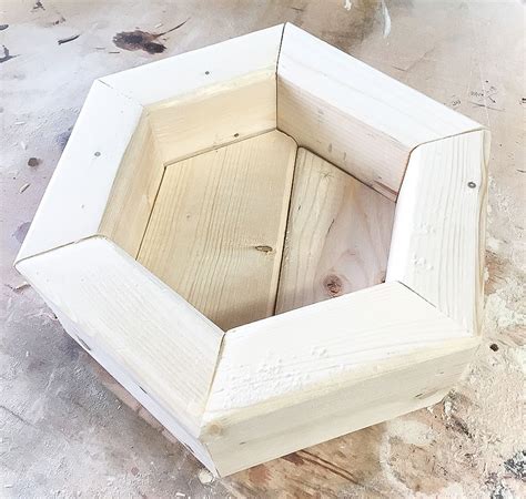 How To Make A Diy Hexagon Planter Out Of 2x4 Scrap Wood Scrap Wood