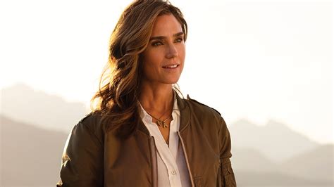 ‘top Gun Maverick Star Jennifer Connelly On Love Scenes With Tom Cruise And Learning To Tend