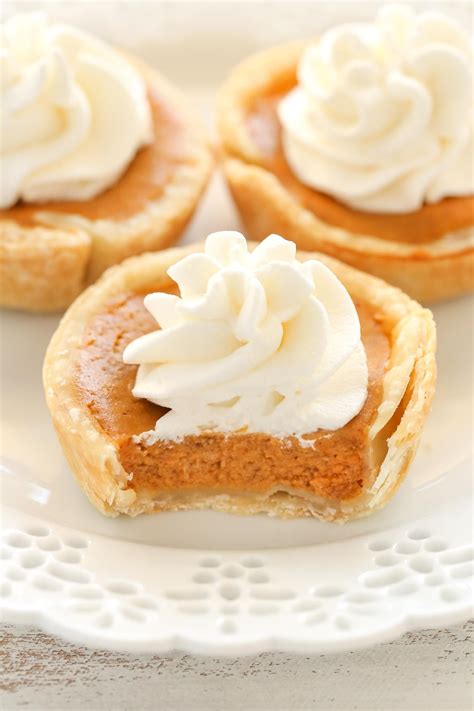 An Easy Recipe For Mini Pumpkin Pies Made In A Muffin Pan The Perfect