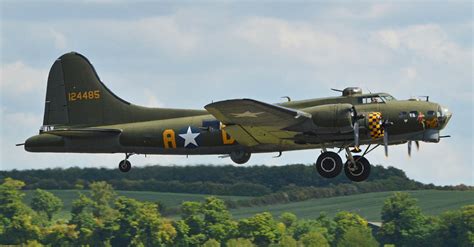 Boeing B 17 Flying Fortress Military Machine