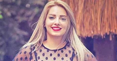 إيقاف المذيعة المصرية مي حلمي عن العمل بعد إساءتها لنجم الزمالك المصري فيديو