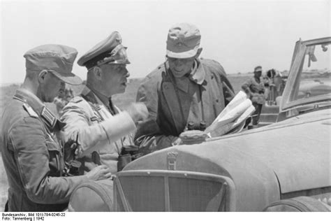 Photo Rommel Studying A Map With Officers North Africa 1942 World