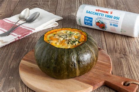 Zucca intera al forno con pane e formaggio. Ricetta Zucca al forno ripiena di formaggi | Ricetta ...
