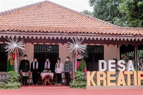 Di Condet Sandiaga Uno Luncurkan Pedoman Pengembangan Desa Kreatif