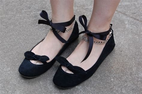 9 Incredibly Adorable Ways To Give Ballet Flats A Makeover