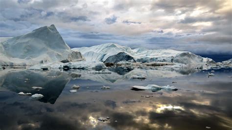 Icebergs At Night By Theurl Ephotozine
