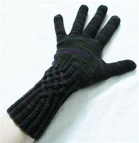 Ravelry Knotty Gloves Pattern By Julia Mueller