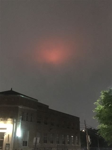 Mystery red light in the sky seen in Brooklyn, NY seen last night
