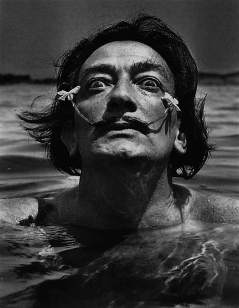Thank you for visiting the official home of salvadordali.com, we are experts in art work by the spanish master salvador dalí. Viaţa de la zero: Salvador Dali - un geniu ingenuu