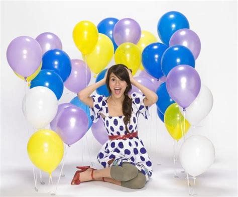 Victoria Justice Becoming An Actress Victoria Justice Balloons Nice