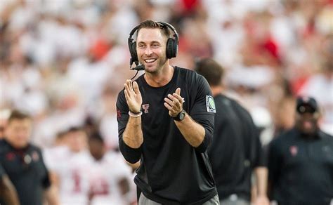 Kliff Kingsbury To Usc Heres What We Know About Texas Techs Former Hc